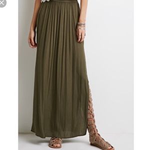 NWOT Double slit maxi skirt